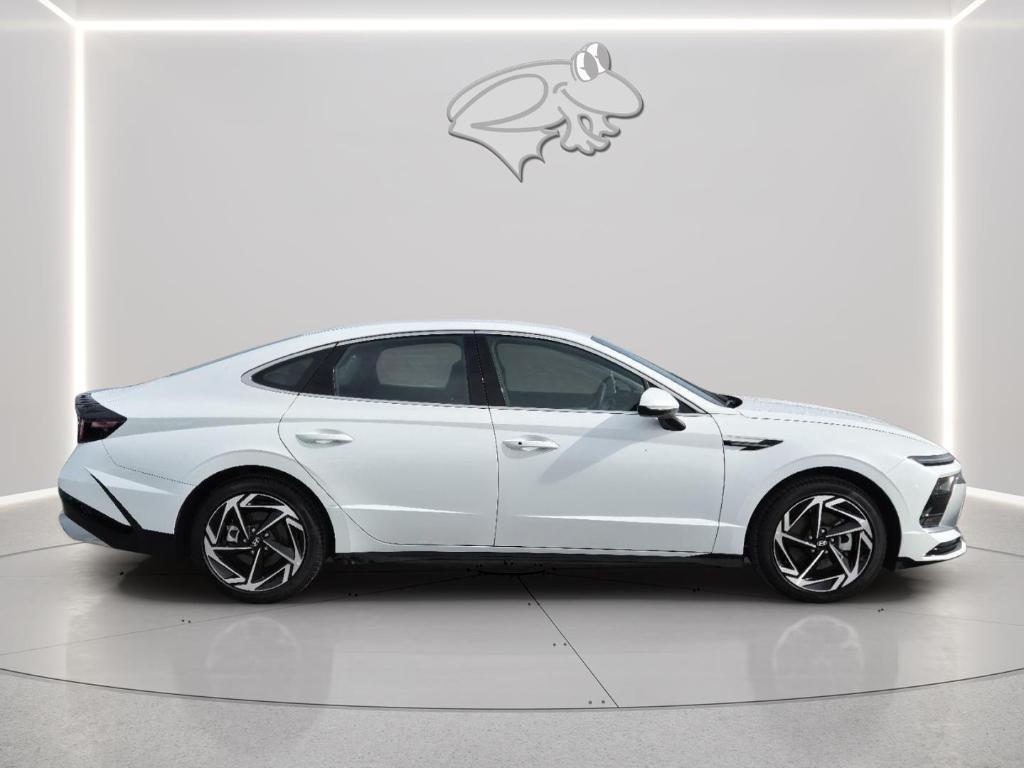 used 2026 Hyundai Sonata car, priced at $25,000