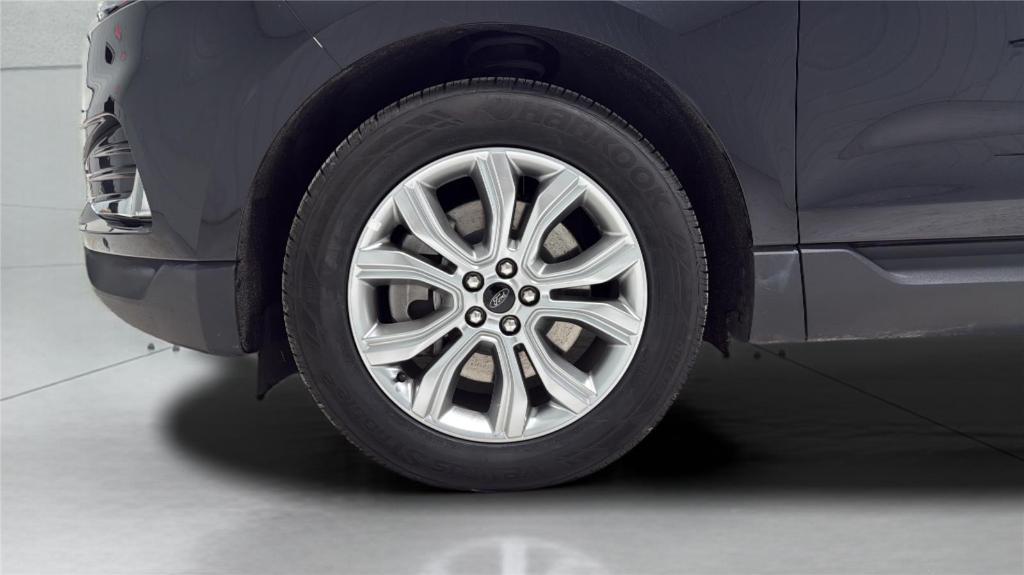 used 2024 Ford Edge car, priced at $25,500