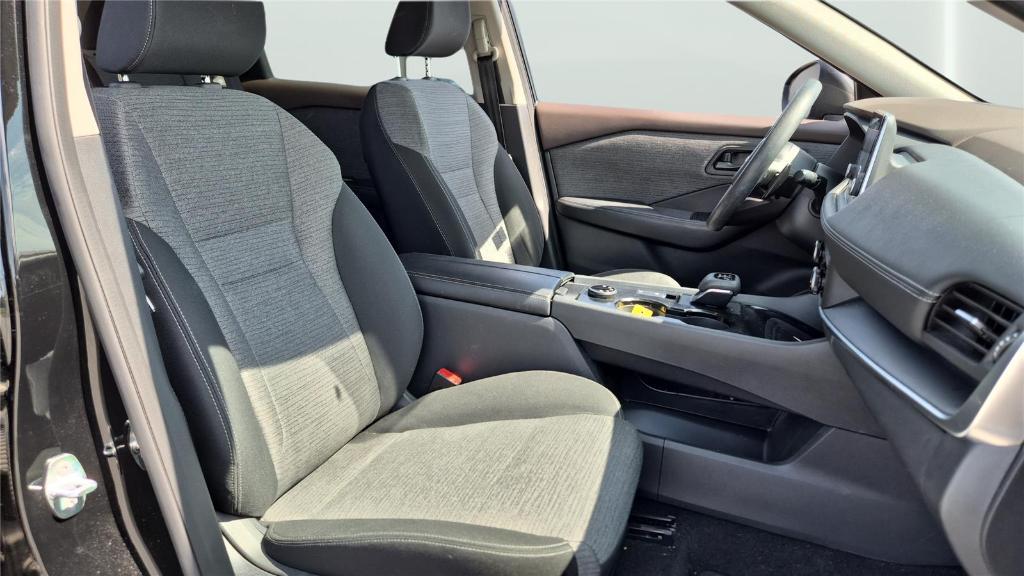 used 2022 Nissan Rogue car, priced at $20,000