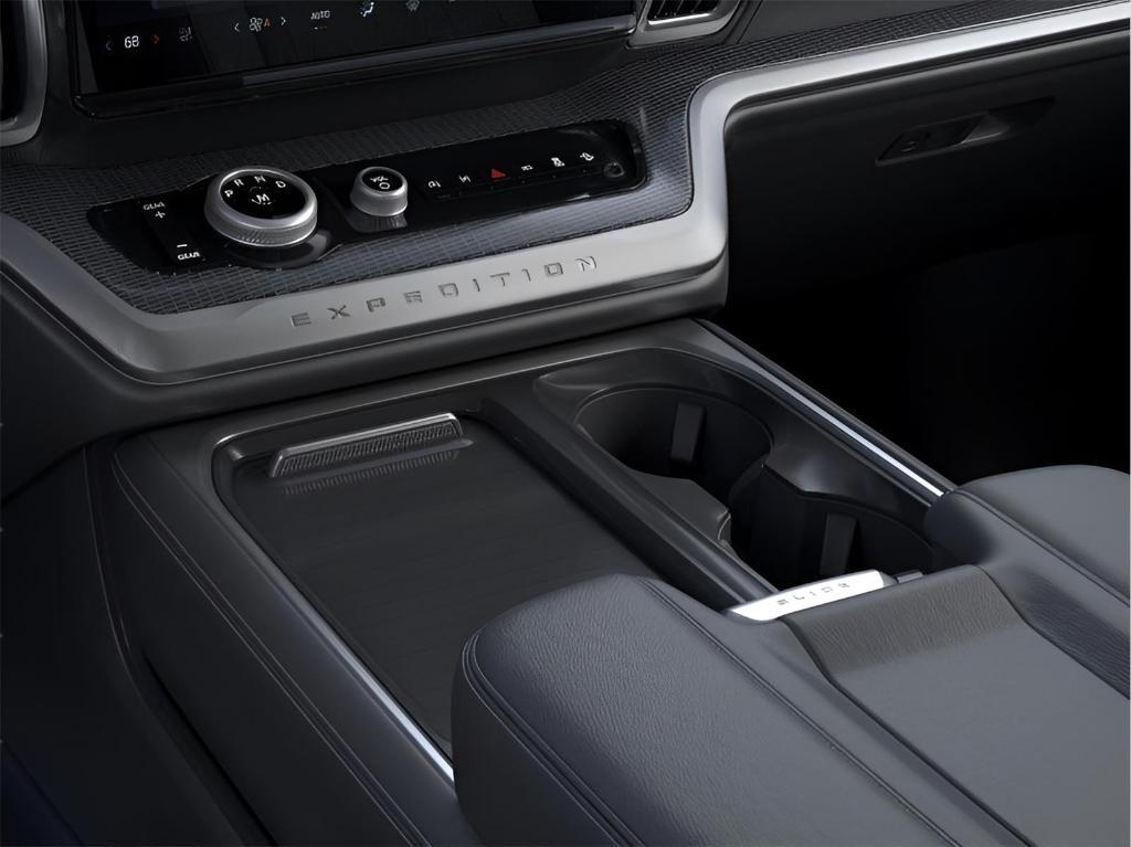 new 2026 Ford Expedition car, priced at $76,278