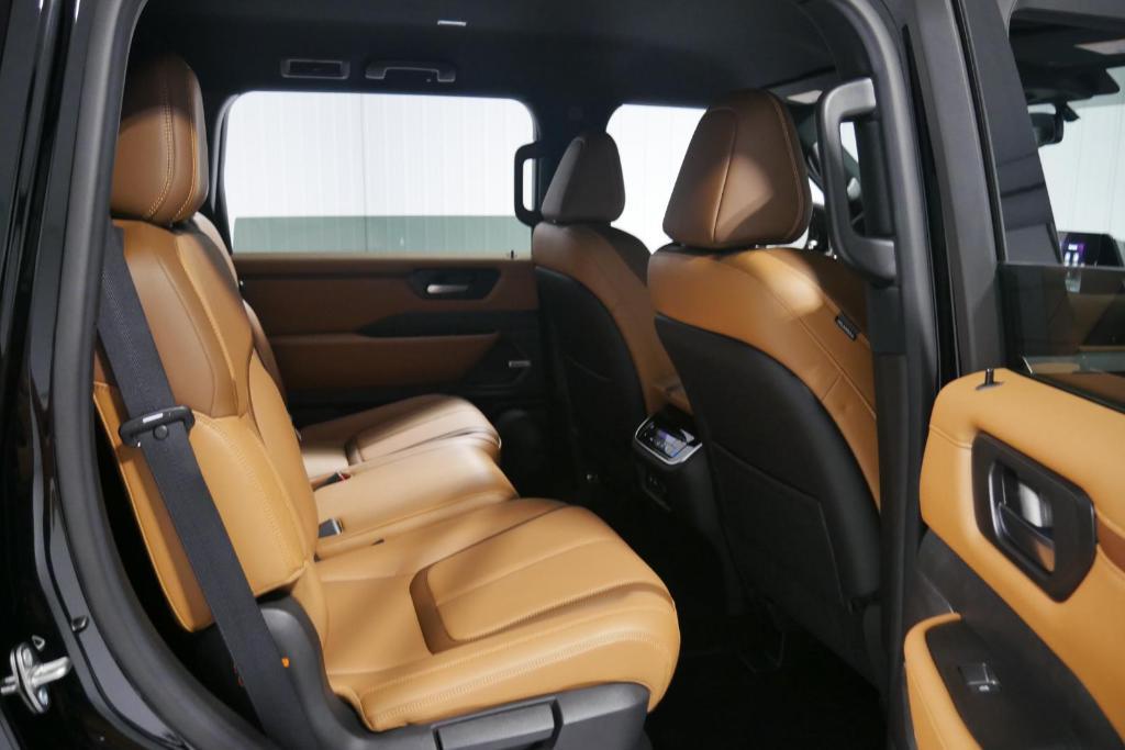 new 2026 Nissan Armada car, priced at $68,174