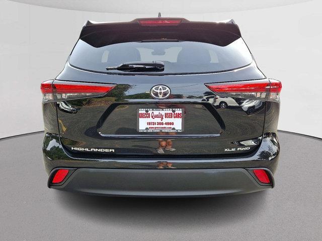used 2021 Toyota Highlander car, priced at $27,224