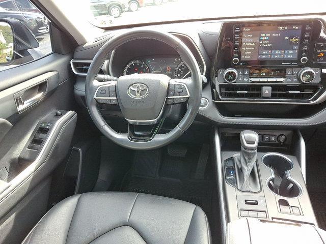 used 2021 Toyota Highlander car, priced at $27,224
