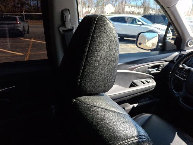 used 2022 Honda Pilot car, priced at $23,990