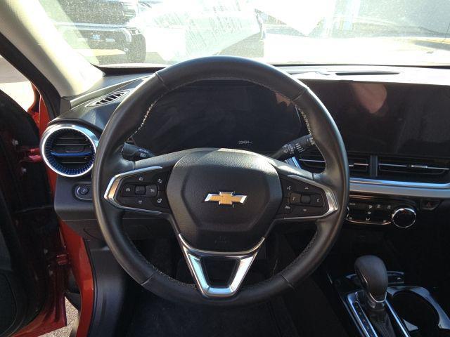 used 2024 Chevrolet Trax car, priced at $20,856