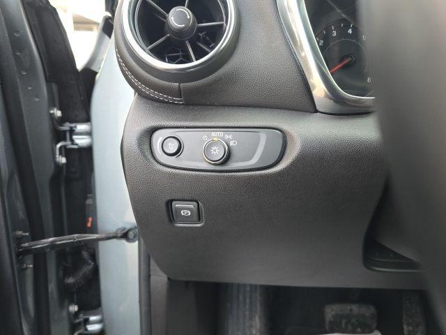 used 2024 Chevrolet Blazer car, priced at $25,915