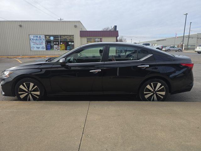 used 2021 Nissan Altima car
