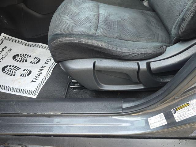 used 2016 Nissan Rogue car