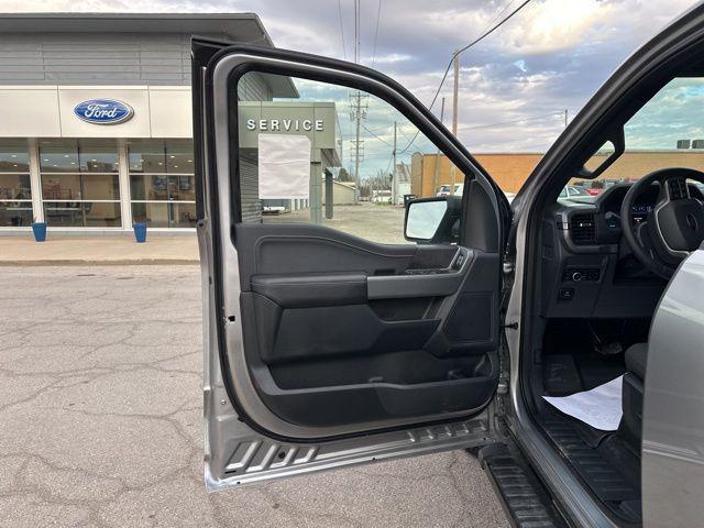 new 2025 Ford F-150 car, priced at $59,989