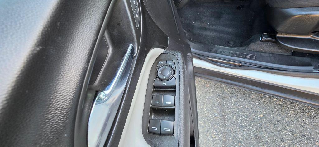 used 2024 Chevrolet Equinox car, priced at $13,990