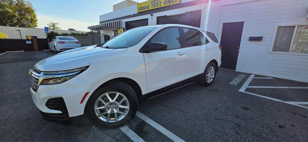 used 2024 Chevrolet Equinox car, priced at $13,990