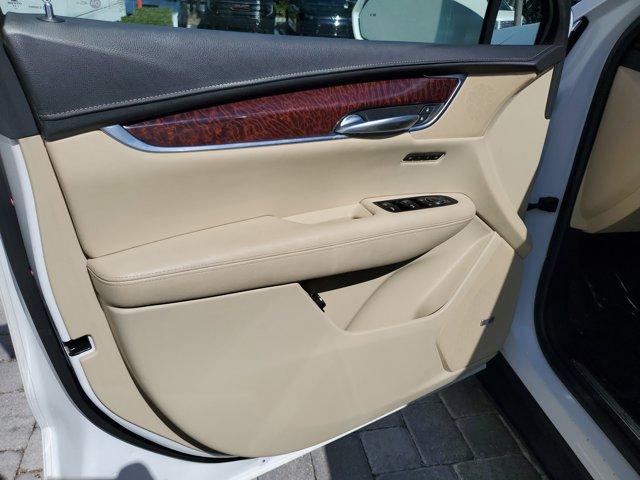 used 2018 Cadillac XT5 car, priced at $20,484