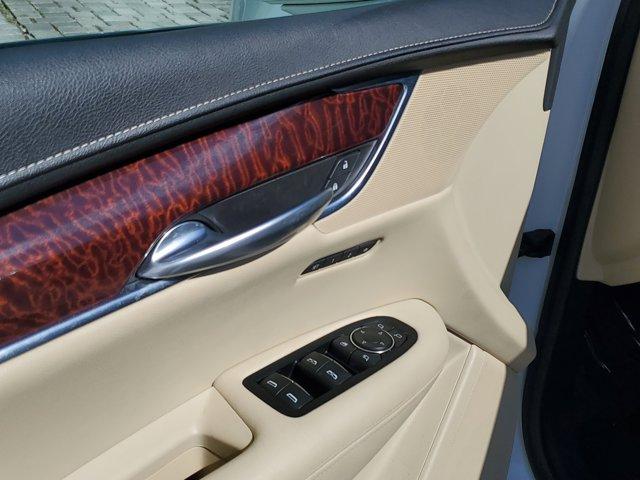 used 2018 Cadillac XT5 car, priced at $20,484