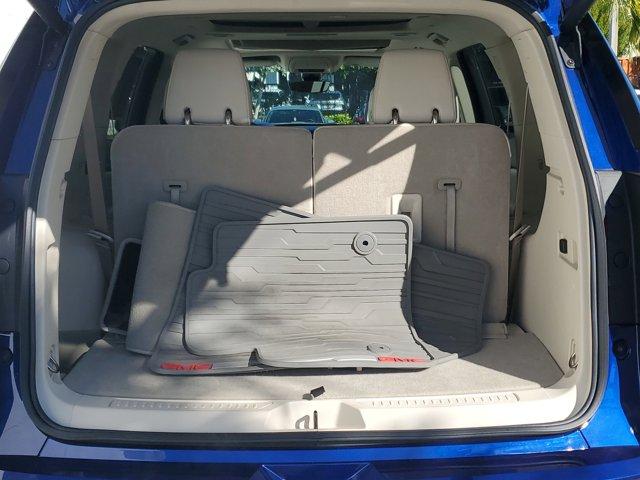 used 2023 GMC Acadia car, priced at $35,880