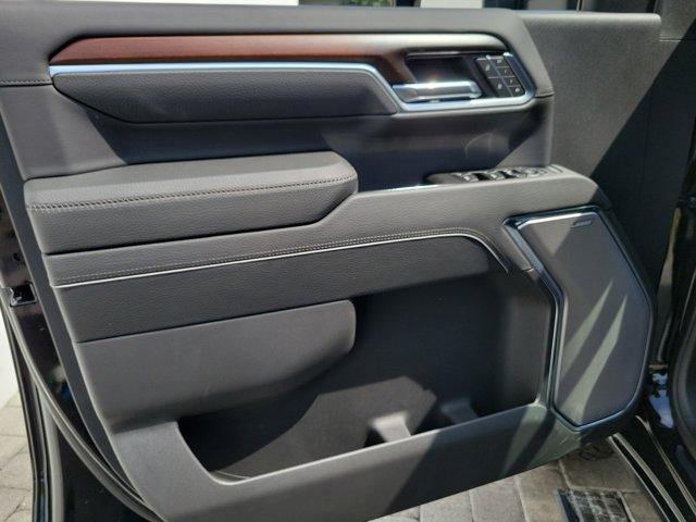 new 2026 GMC Sierra 2500 car, priced at $90,206