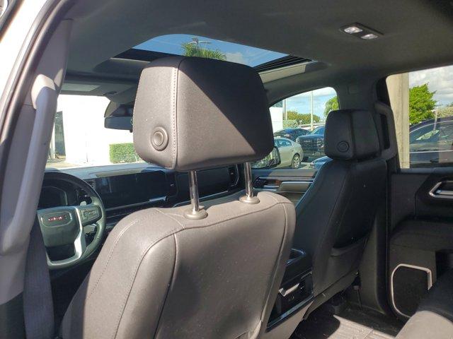 used 2023 GMC Sierra 1500 car, priced at $42,365