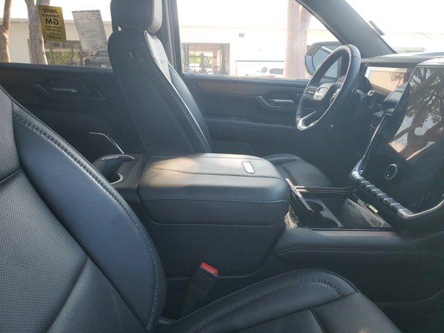 used 2025 GMC Yukon car, priced at $69,107