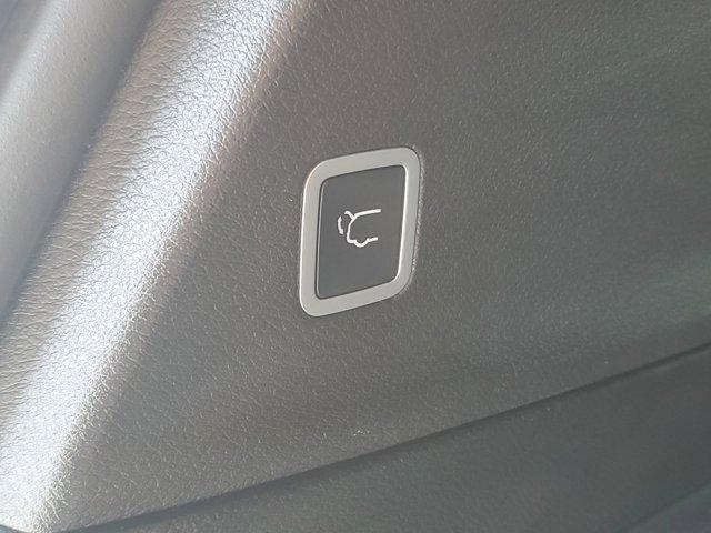 used 2020 Chrysler Pacifica car, priced at $22,953