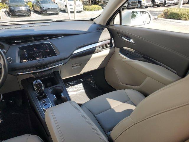 used 2020 Cadillac XT4 car, priced at $21,123