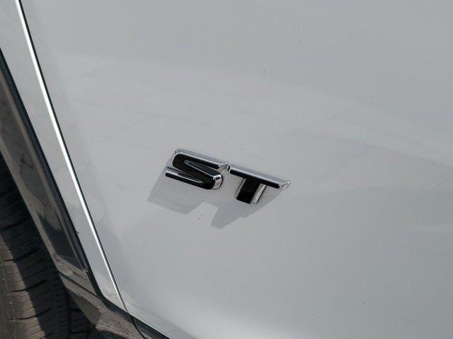 used 2025 Buick Enclave car, priced at $38,830