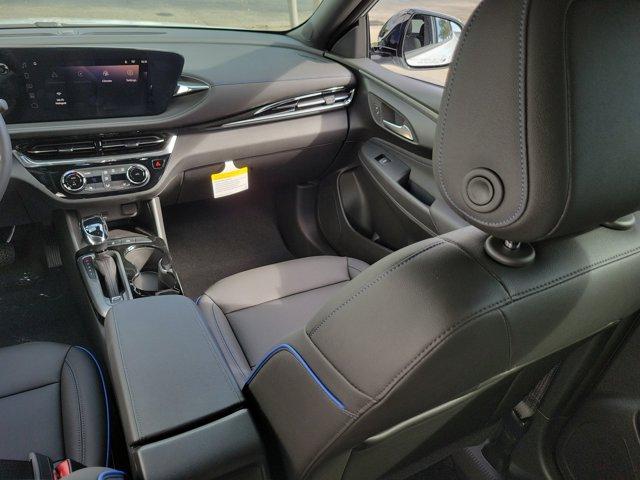 new 2026 Buick Envista car, priced at $31,095