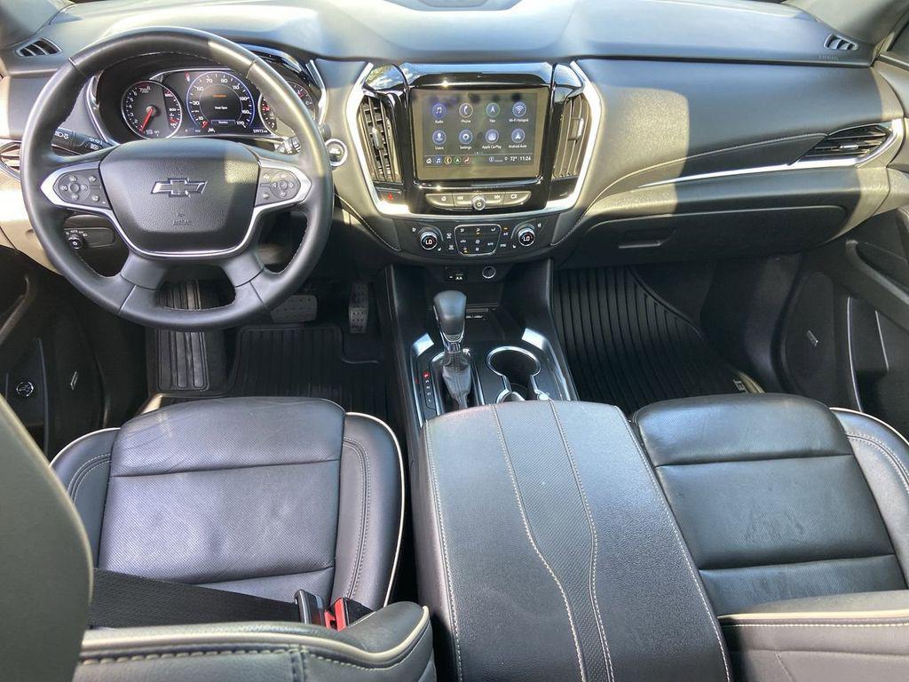 used 2023 Chevrolet Traverse car, priced at $32,500