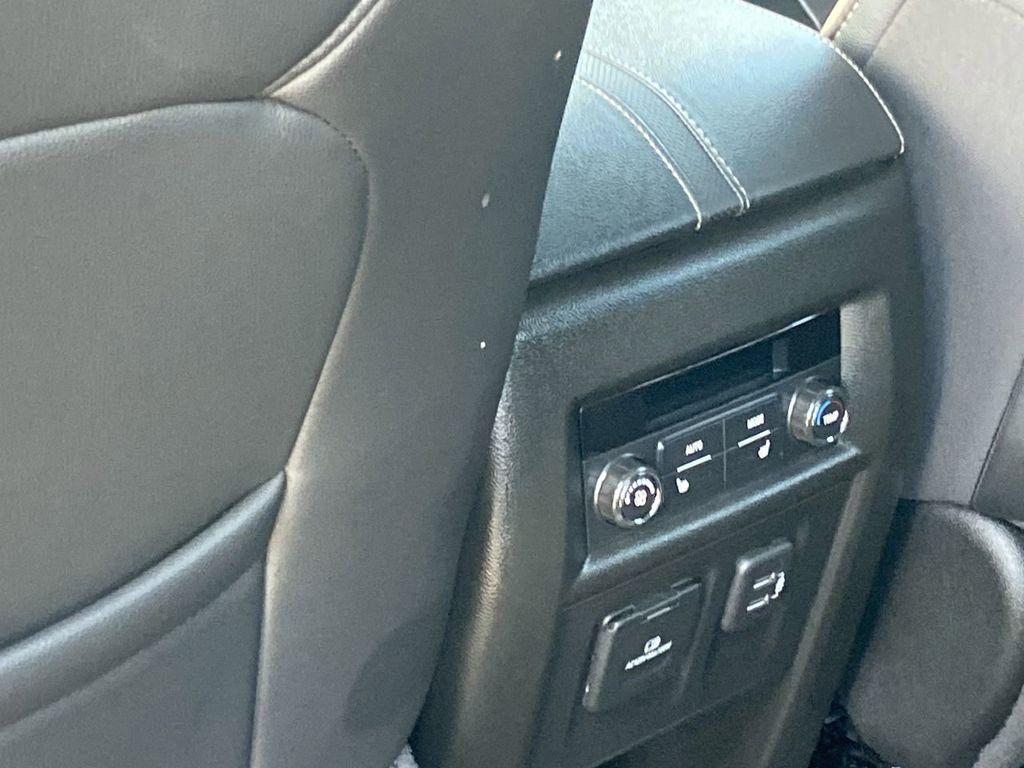 used 2023 Chevrolet Traverse car, priced at $32,500