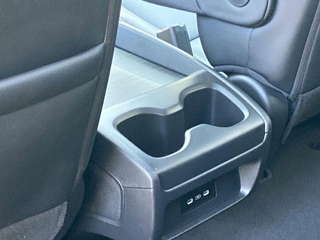 used 2025 Honda Odyssey car, priced at $38,900