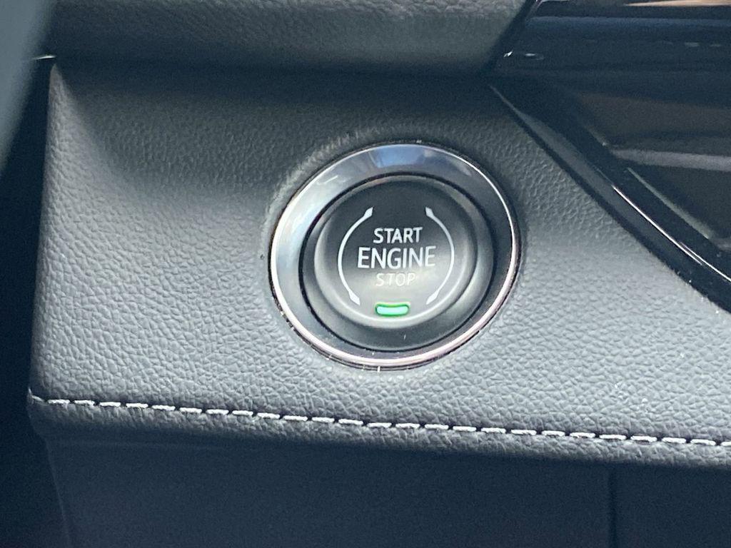 used 2025 Buick Enclave car, priced at $32,999