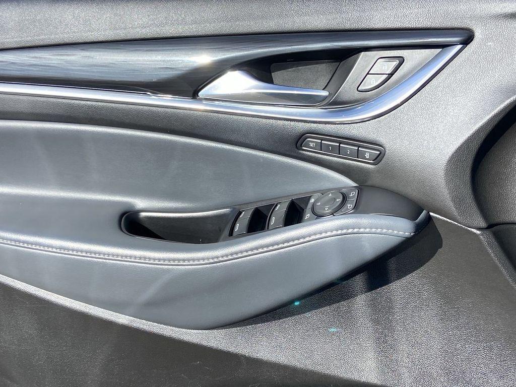 used 2022 Buick Enclave car, priced at $20,900