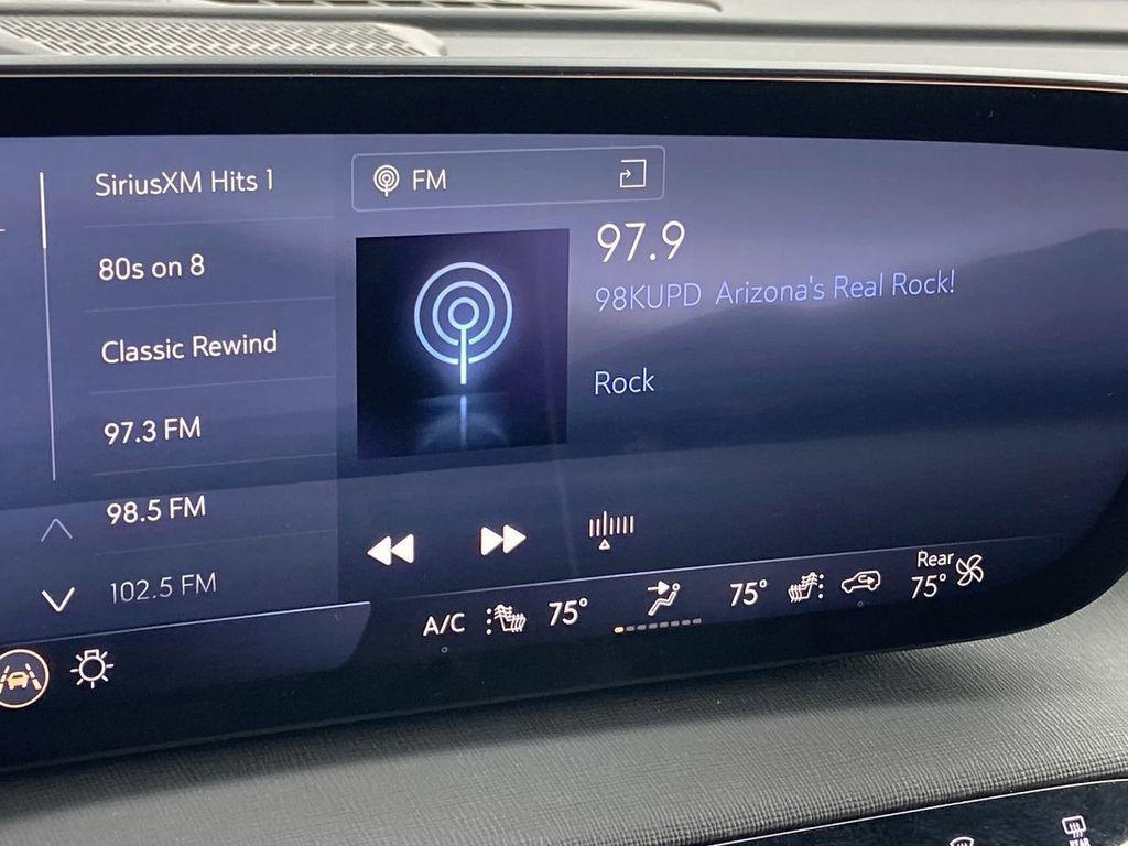 used 2025 Buick Enclave car, priced at $35,789