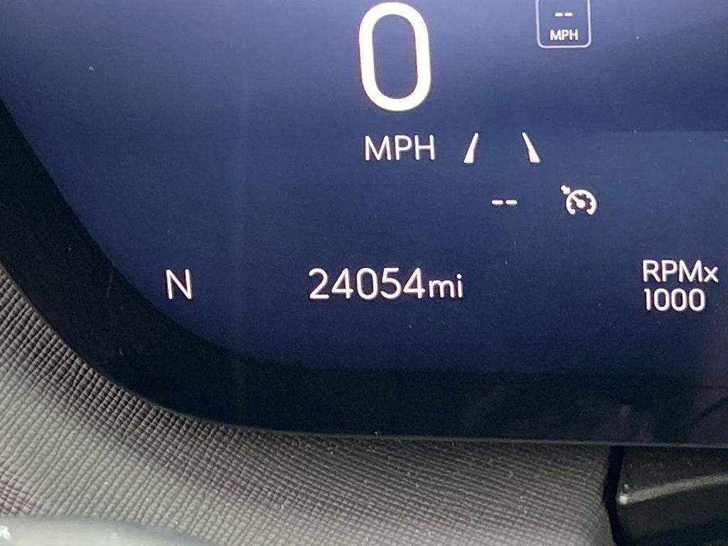 used 2025 Buick Enclave car, priced at $35,789