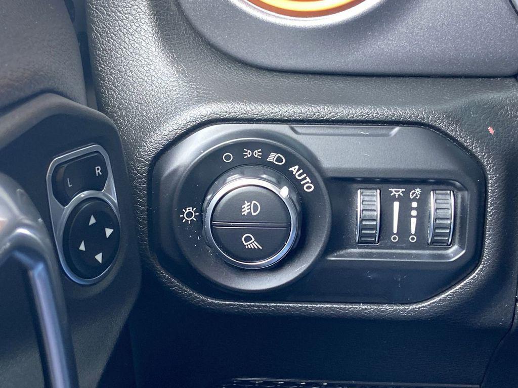 used 2021 Jeep Gladiator car, priced at $36,400