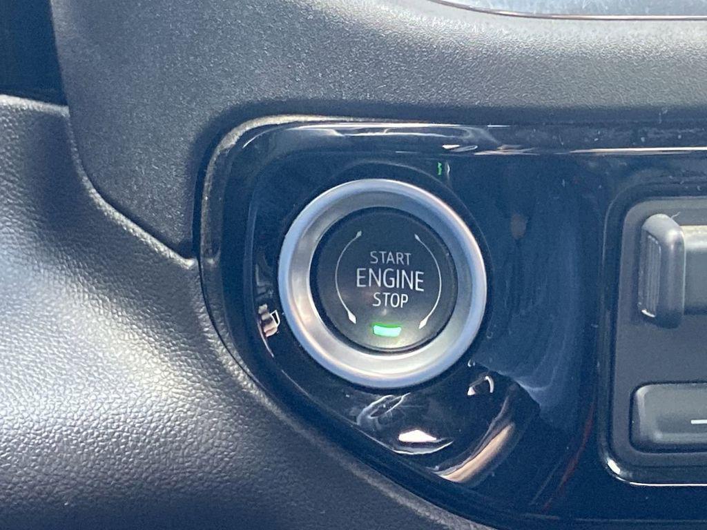 used 2025 GMC Sierra 1500 car, priced at $46,600