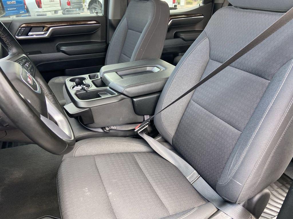 used 2025 GMC Sierra 1500 car, priced at $46,600