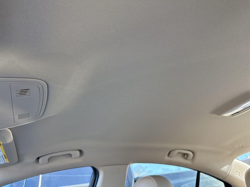 used 2014 Buick Regal car, priced at $10,900