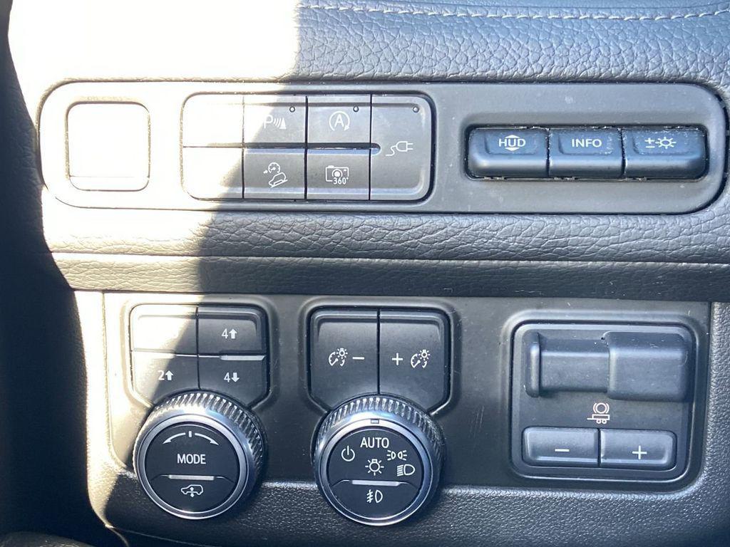 used 2022 GMC Yukon car, priced at $56,000