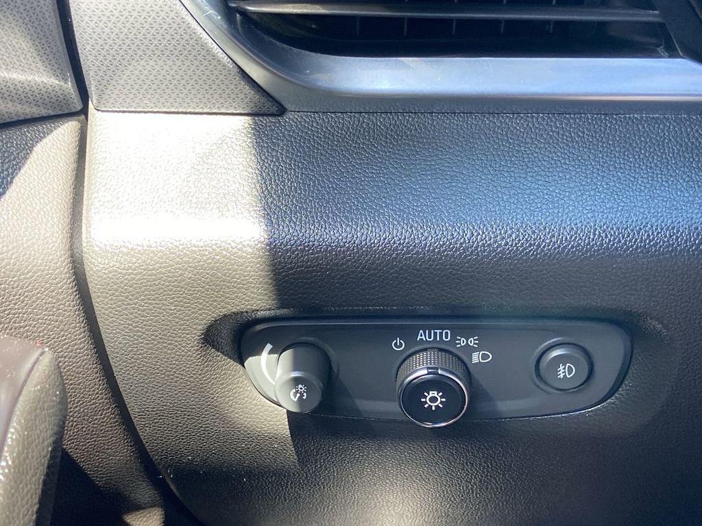 used 2020 Chevrolet Traverse car, priced at $23,300