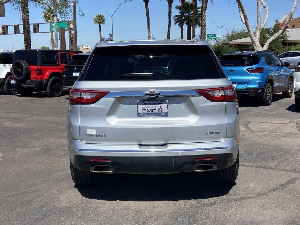 used 2020 Chevrolet Traverse car, priced at $23,300