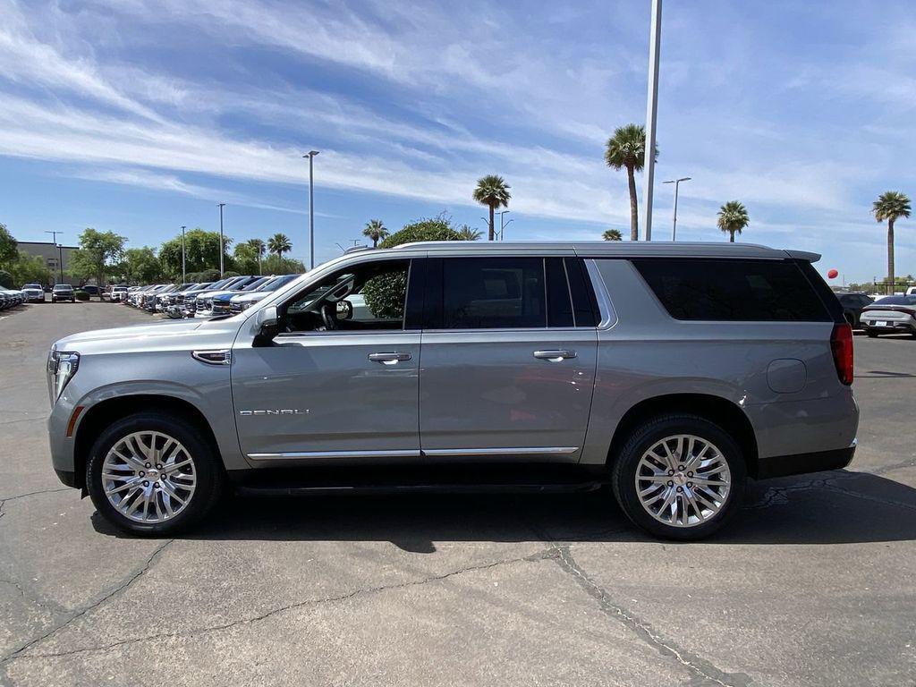 used 2025 GMC Yukon XL car, priced at $71,900