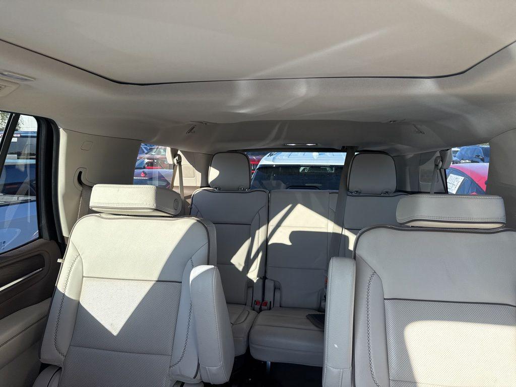 used 2023 GMC Yukon car, priced at $59,900