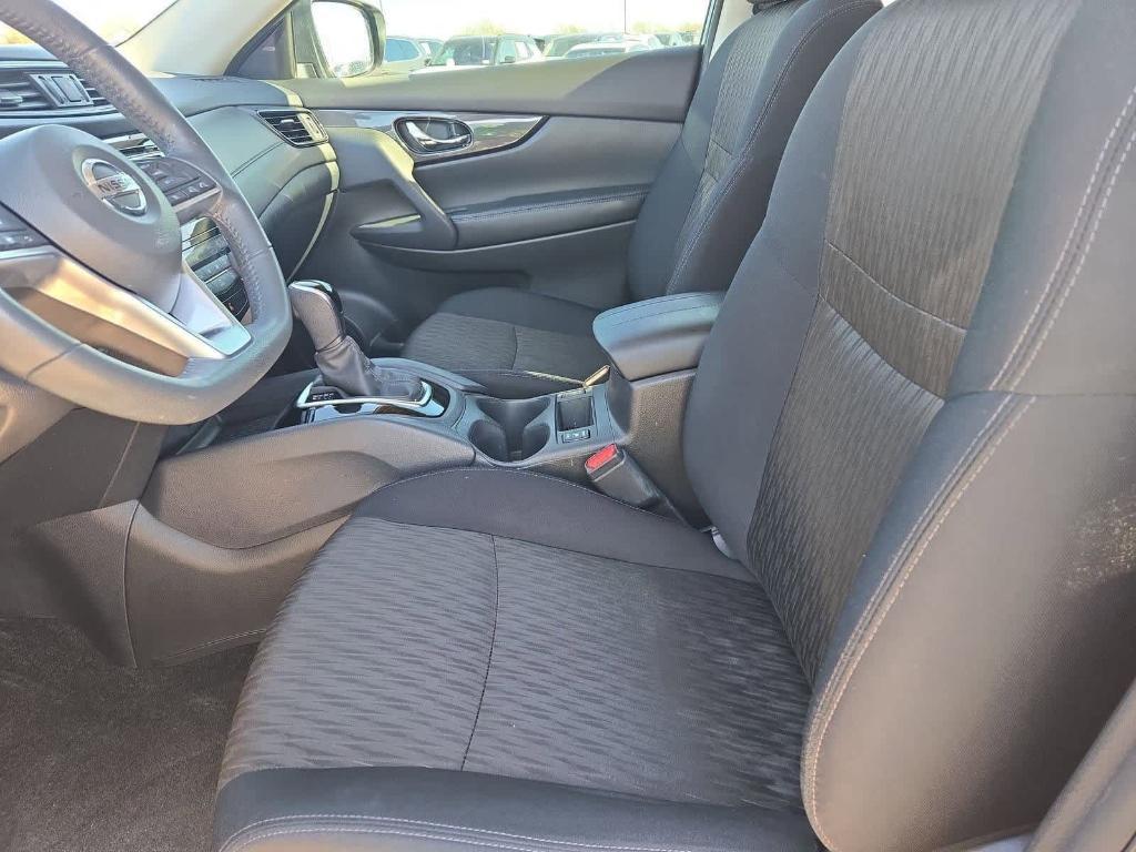 used 2018 Nissan Rogue car, priced at $10,792