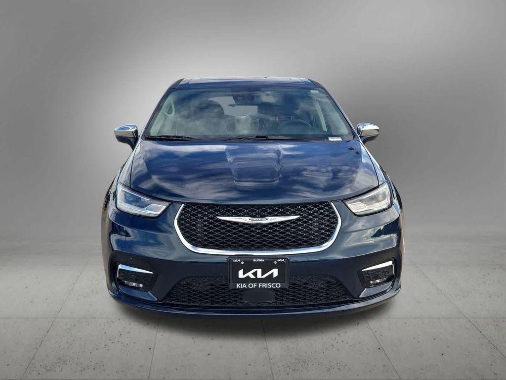 used 2022 Chrysler Pacifica Hybrid car, priced at $28,394