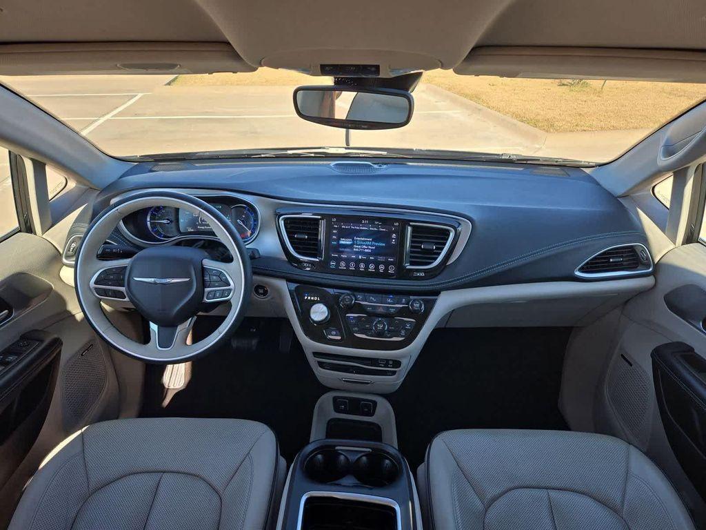 used 2018 Chrysler Pacifica Hybrid car, priced at $16,198