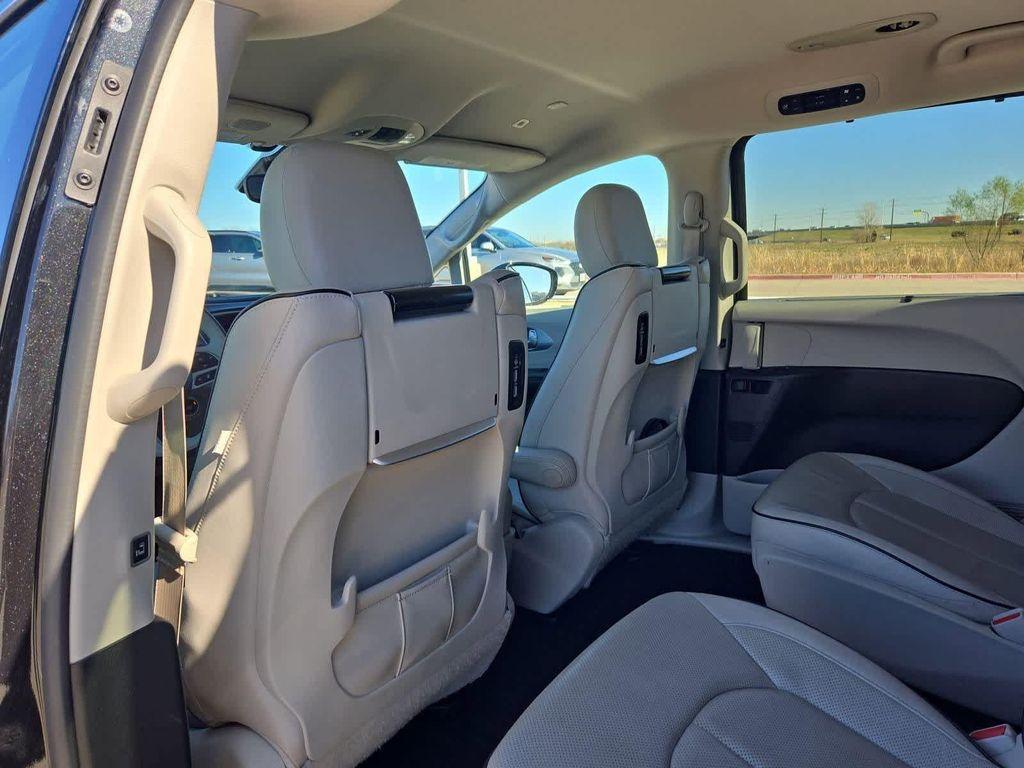 used 2018 Chrysler Pacifica Hybrid car, priced at $16,198