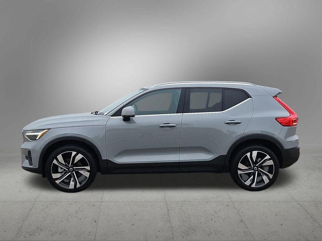 used 2024 Volvo XC40 car, priced at $30,999