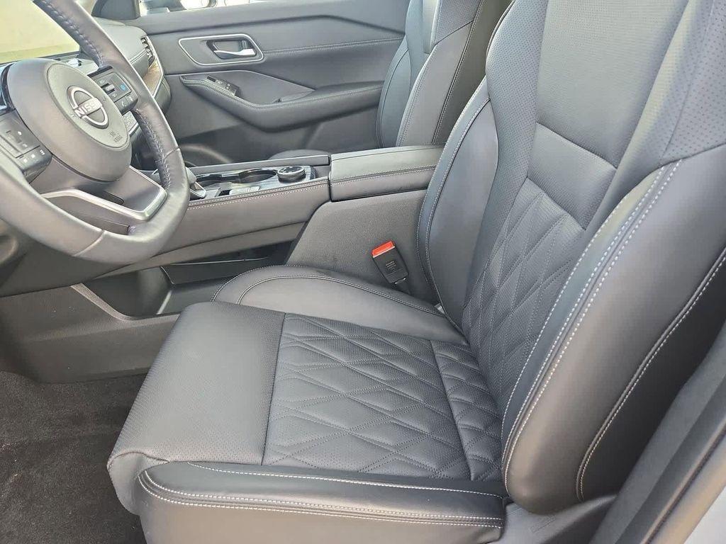 used 2024 Nissan Rogue car, priced at $32,694