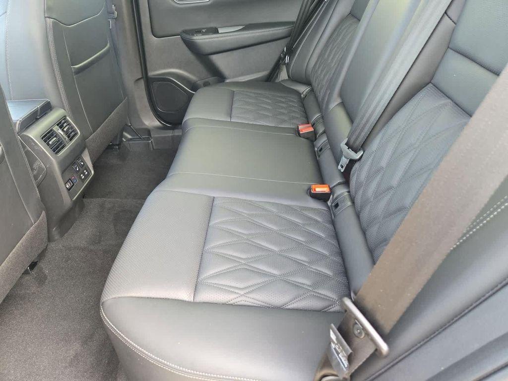 used 2024 Nissan Rogue car, priced at $32,694