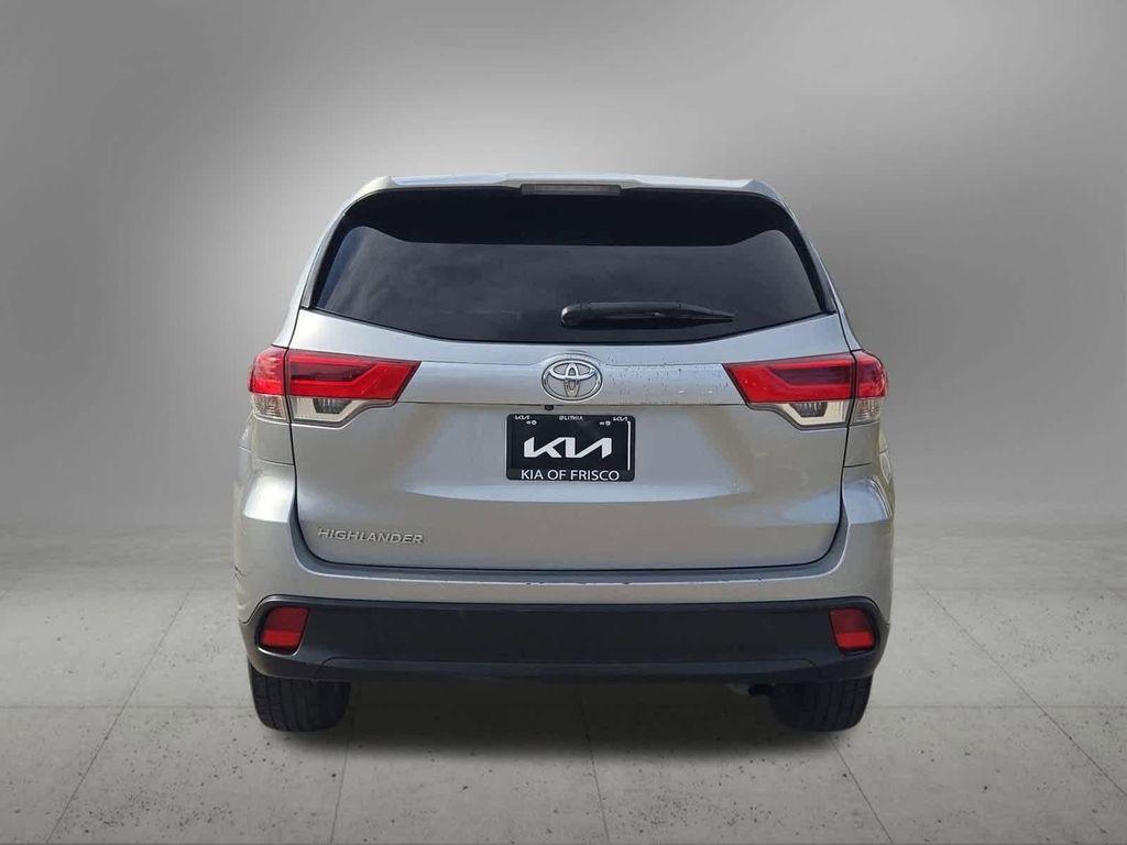 used 2019 Toyota Highlander car, priced at $17,994