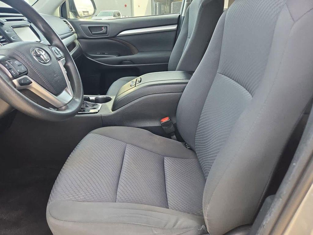 used 2019 Toyota Highlander car, priced at $17,994